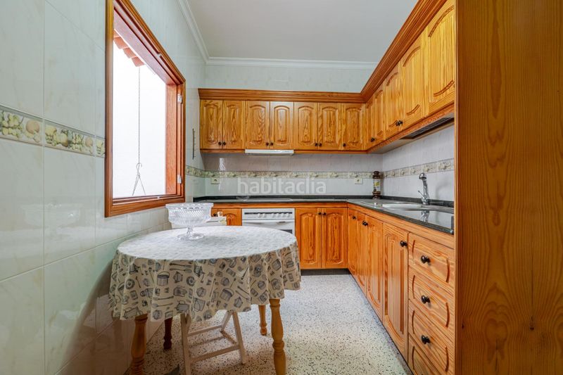 Foto e4e3e5ad-1098-4e94-a7f6-4f66af662386. Casa amb aparcament a Santidad Arucas