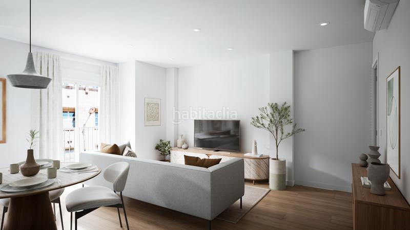 Foto dd4bf7b5-78be-40d9-bdec-1f4263bcf937. Pis a Los Remedios Sevilla