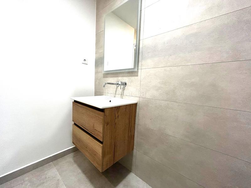 Foto e1386b56-8b8c-4c89-ab7a-d0bbcd613989. Piso eduardo carvajal en Carranque - Haza Cuevas Málaga