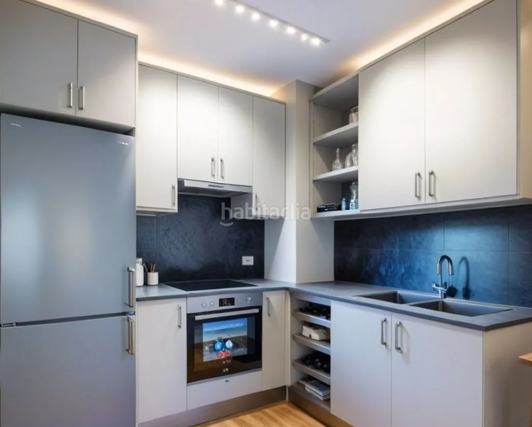 Foto 7b039dbb-e1cd-4b50-b142-4d36d42b5b34. Pis amb aparcament a La Goleta - San Felipe Neri Málaga