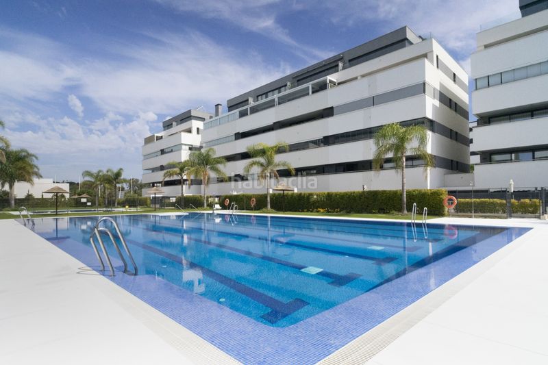 Foto a197a5c1-fdc1-40b7-a7db-03bfb1b80387. Dúplex amb aparcament piscina a Los Álamos Torremolinos