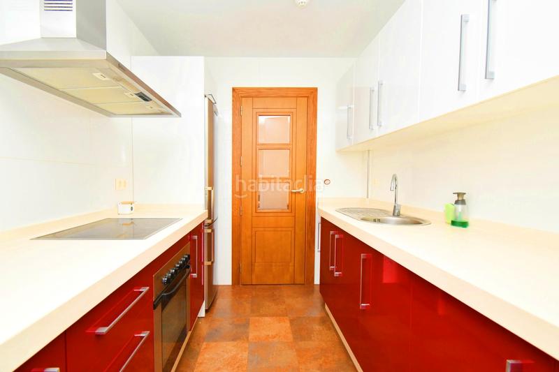 Foto 34611e17-439d-4d27-9f91-9b09cdefc842. Ático  con vistas al mar y plaza de garaje! en Ejido (El)