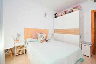 Appartement à Plaza de la Luz. Piso coqueto en zona corte inglés