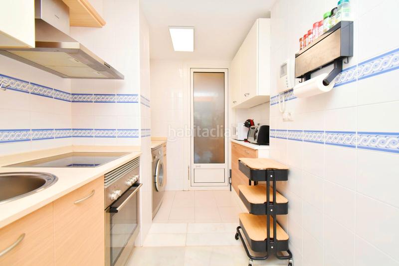 Foto 14046f87-e4d3-41ae-b0d2-cbe05ebead30. Piso puerto deportivo, centro de Almerimar, mirando al mar !!! en Ejido (El)