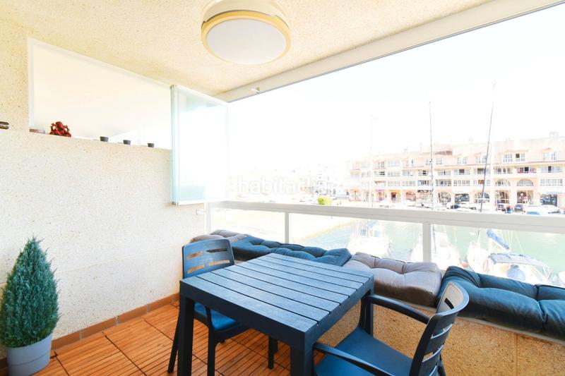 Foto ddb024cf-c7a7-4087-83d7-e625a72b5352. Piso puerto deportivo, centro de Almerimar, mirando al mar !!! en Ejido (El)
