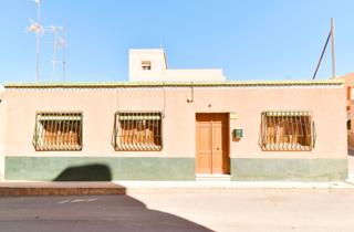 Casa a Adra. Casa de planta baja en la curva, adra !!!