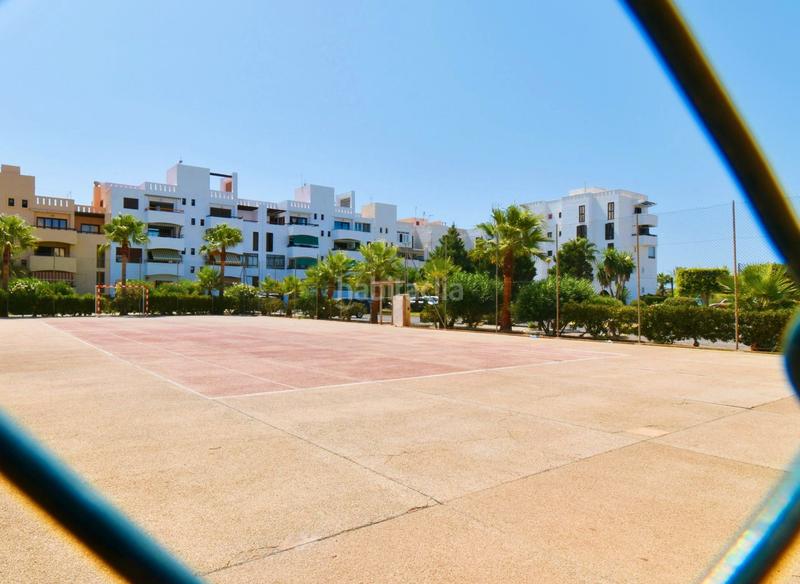 Foto 07f4629f-9c87-4fdc-8d1d-57f5bc9e0760. Flat with pool in Almerimar Ejido (El)