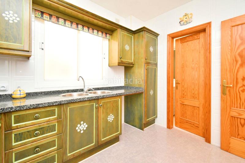 Foto d6b8cca7-e806-480e-ab5e-a92b066d02b3. Appartement dans calle pravia 5 dans Pabellón - Estación - El Corte Inglés Ejido (El)