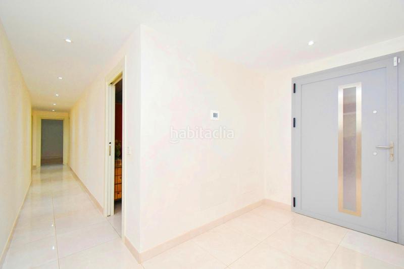 Foto a1d2201a-97c1-4781-80cf-23e7719da793. Xalet amb aparcament piscina a Mojonera (La)