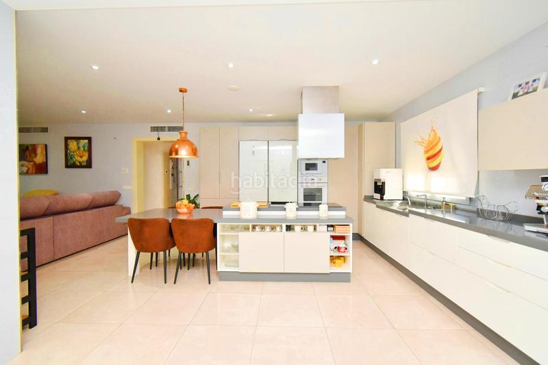 Foto c100ec34-9148-4650-ad21-2c3c6d86f17e. Xalet amb aparcament piscina a Mojonera (La)