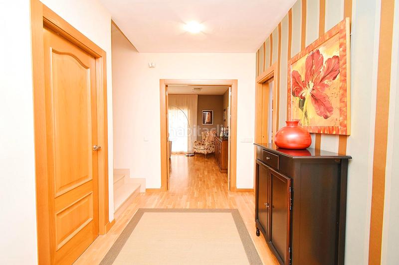 Foto f1f6f7f0-61ba-40f5-a298-3cd093a46dea. Chalet avec parking dans Santo Domingo Ejido (El)