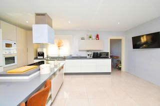 Chalet à Mojonera (La). Chalet con piscina en la mojonera