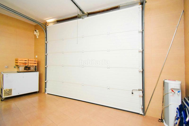 Foto b5724cc3-3dbb-44fc-ae36-9f0f0c8c0eed. Chalet  con piscina en la mojonera en Mojonera (La)