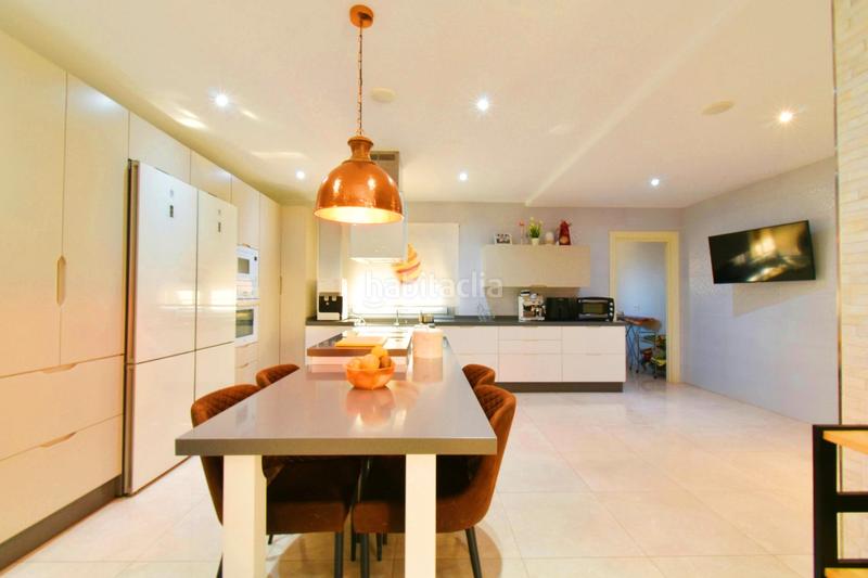 Foto 45858523-a12d-4eb7-86d1-a162fd917bb0. Chalet  con piscina en la mojonera en Plaza de la Luz Ejido (El)