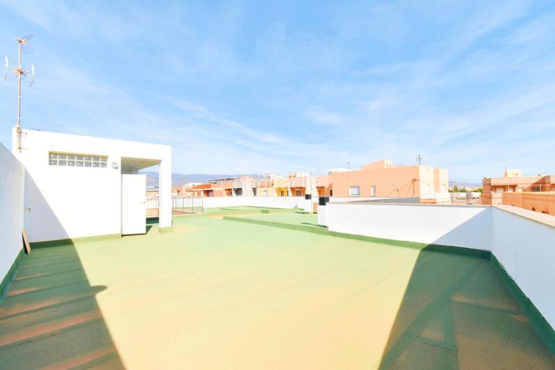 Foto 5fa22fd8-8694-4ce1-bc1f-6b30099648c1. Chalet  con piscina en la mojonera en Plaza de la Luz Ejido (El)