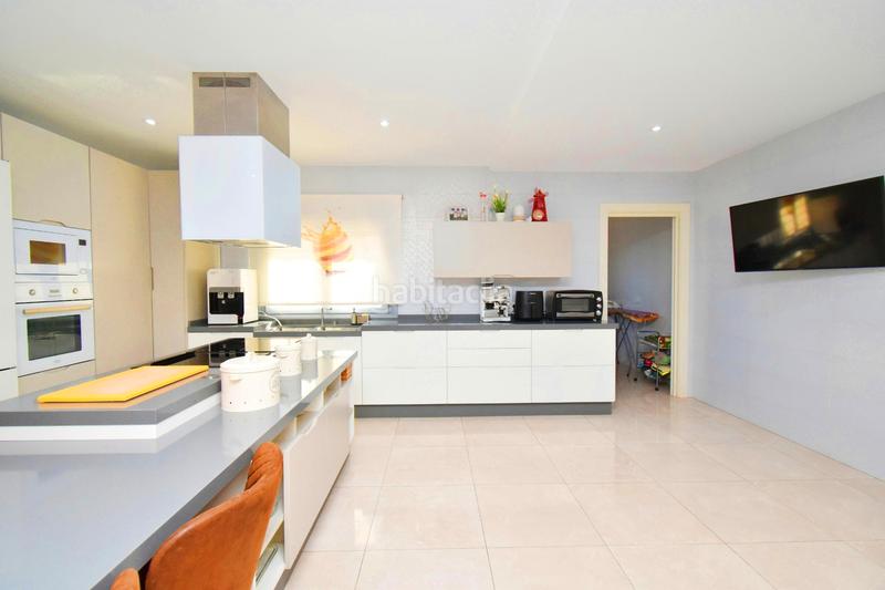 Foto 860383ce-524d-4d7c-a0c7-dcf41fc60a87. Chalet  con piscina en la mojonera en Plaza de la Luz Ejido (El)