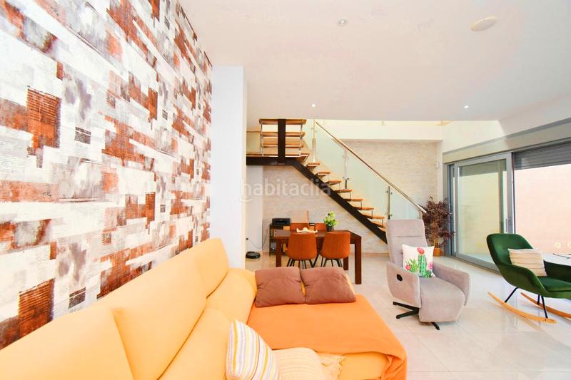 Foto 8ce9da28-c4dc-48c4-bc80-b6173cd05161. Chalet  con piscina en la mojonera en Plaza de la Luz Ejido (El)