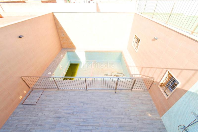 Foto a17e2445-2507-4d5d-b968-92998aadda01. Chalet  con piscina en la mojonera en Plaza de la Luz Ejido (El)