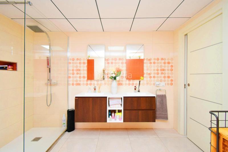 Foto e98e0ad3-8908-4bef-ac5e-b4f495955cf4. Chalet  con piscina en la mojonera en Plaza de la Luz Ejido (El)