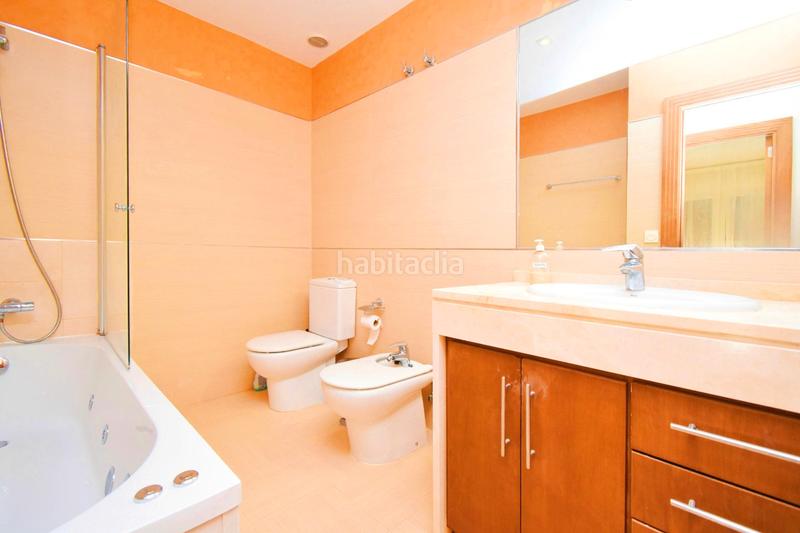 Foto fb5f3746-82fb-4d34-83fd-de643a86731f. Attique avec parking piscine dans Almerimar Ejido (El)