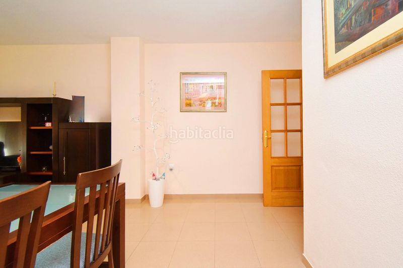 Foto afc855d9-7e5a-47fd-9d5b-a4d71e8451d2. Pis amb aparcament a Pabellón - Estación - El Corte Inglés Ejido (El)