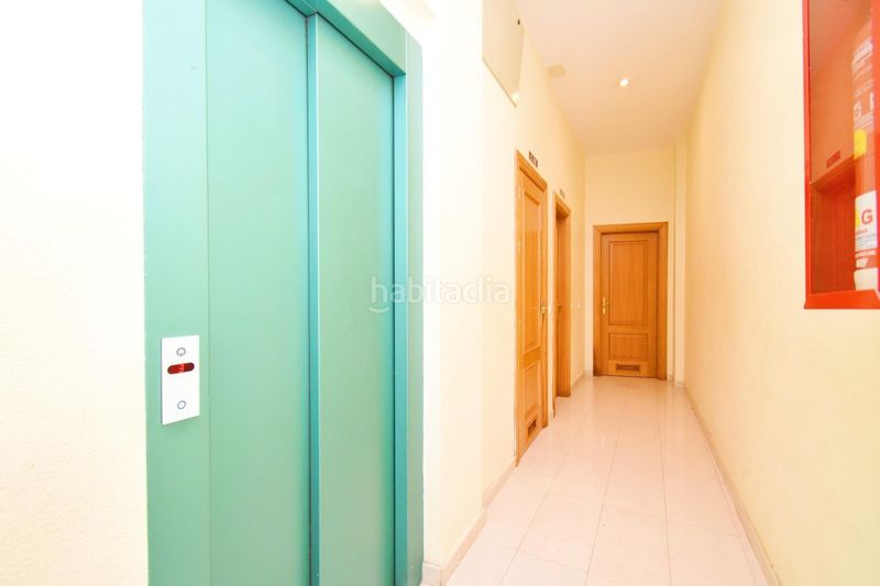 Foto b7bc4b30-e37a-4a80-a1d2-6ca2a19a30c4. Pis amb aparcament a Pabellón - Estación - El Corte Inglés Ejido (El)