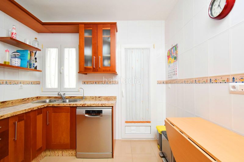 Foto cd80a8b0-e18a-419c-bfce-656587d507da. Pis amb aparcament a Pabellón - Estación - El Corte Inglés Ejido (El)