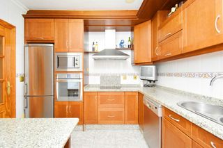 Appartement à Plaza de la Luz. Piso de 3 dormitorios en el ejido