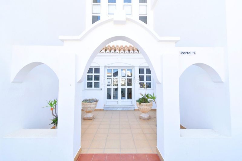 Foto cf0f6519-f5f5-4568-a5b3-6f7146f08218. Pis amb aparcament piscina a Almerimar Ejido (El)