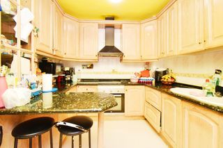 Maison à Ejido Sur. Tríplex con garaje cerca del pabellón - el ejido