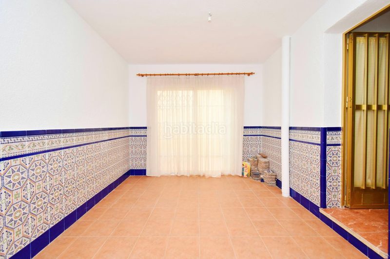 Foto 0c9d42fc-4f5f-4d8d-bb71-df782c98f03d. Casa amb aparcament a Ejido centro Ejido (El)