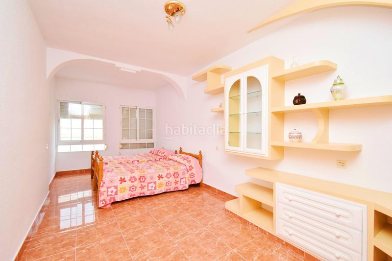 Foto f5c6a230-353f-4efd-a6e3-e60e38c48d41. Casa amb aparcament a Ejido centro Ejido (El)