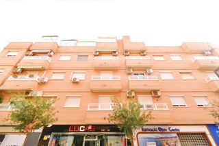 Appartement à Plaza de la Luz. Piso con más de 150m - 3 dormitorios
