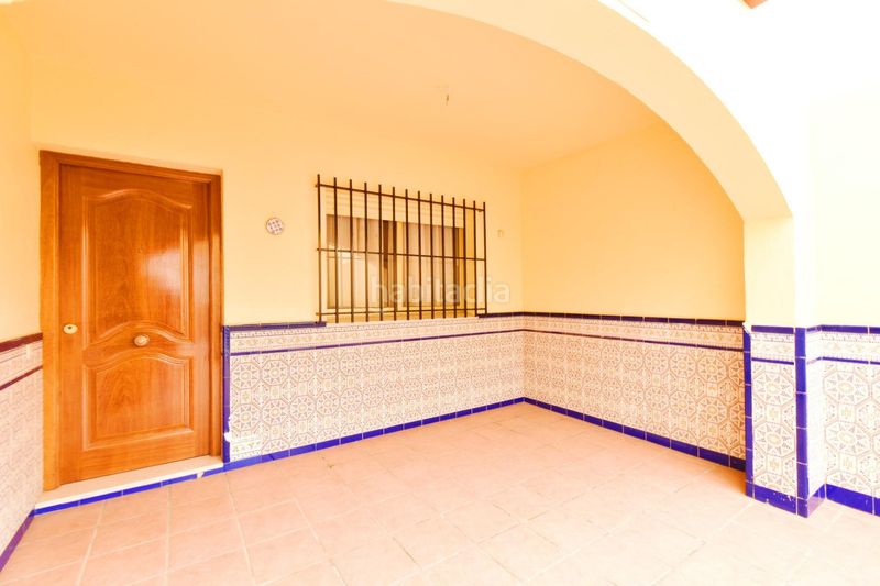 Foto a9a43769-d3d2-429c-a3ba-debd7c32aa94. Casa amb aparcament a Ejido centro Ejido (El)
