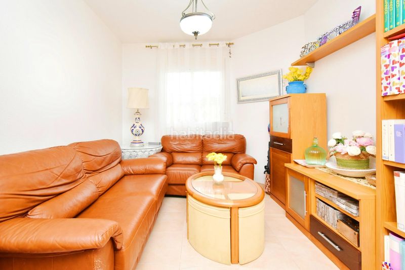 Foto a5a20c2a-4575-4d16-8d30-8da587965ca7. Casa amb aparcament a La Gangosa Vícar