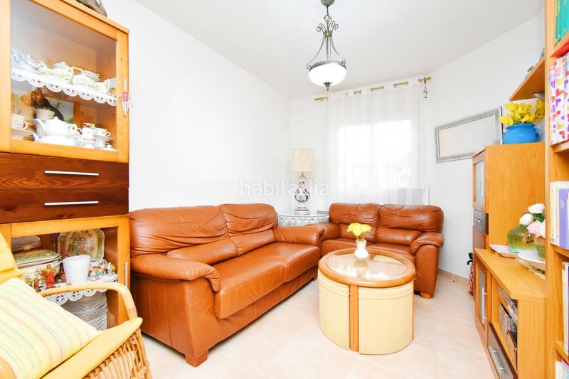 Foto b890ba9e-d6ac-4170-beb4-fa8588599c25. Casa amb aparcament a La Gangosa Vícar