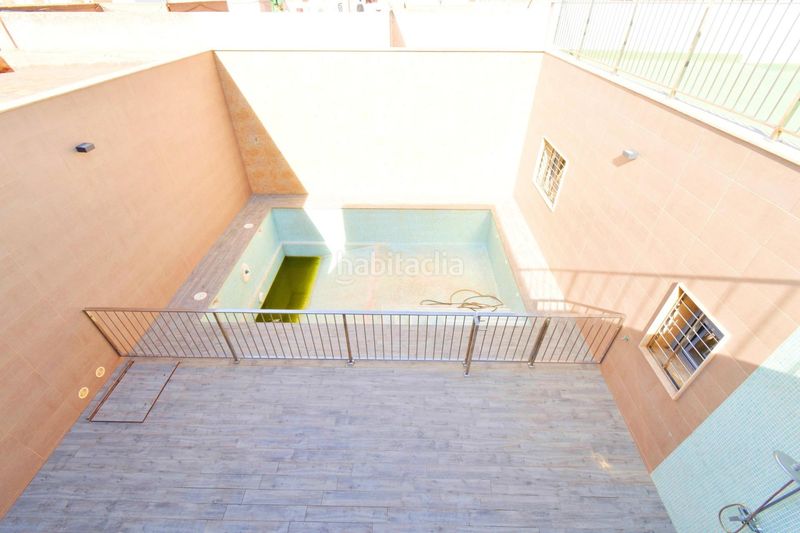 Foto 6621457d-771a-4fac-9a4f-0be1b32970f8. Xalet amb aparcament piscina a Mojonera (La)