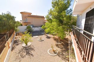 Chalet in Santo Domingo. Chalet con 1.000m de parcela - santo domingo