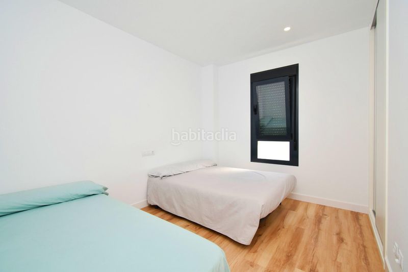 Foto 277b5b32-70db-435c-928c-61284ae30fa1. Pis amb xemeneia aparcament piscina a Almerimar Ejido (El)