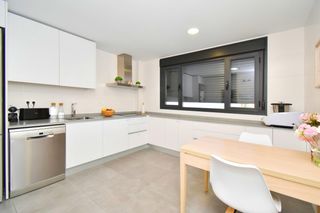 Casa a Los Molinos - Villa Blanca. Casa de obra nueva 2022, centro comercial torrecárdenas!!