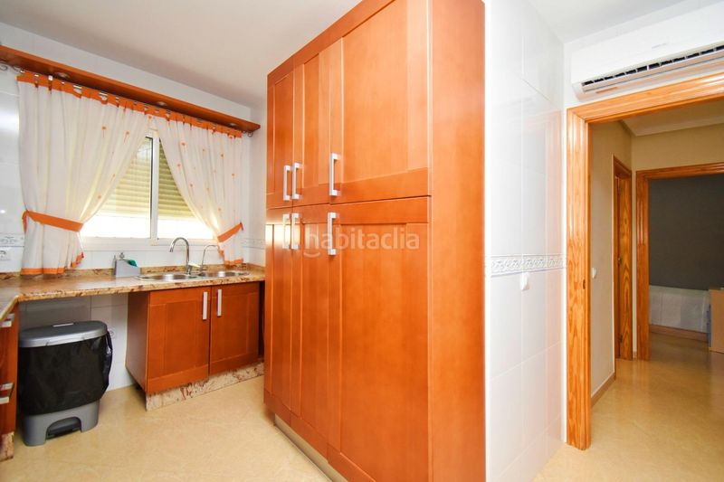 Foto aa675c11-64cd-47ee-b5fe-8f9f90d51567. Casa amb aparcament a Ejido Norte Ejido (El)