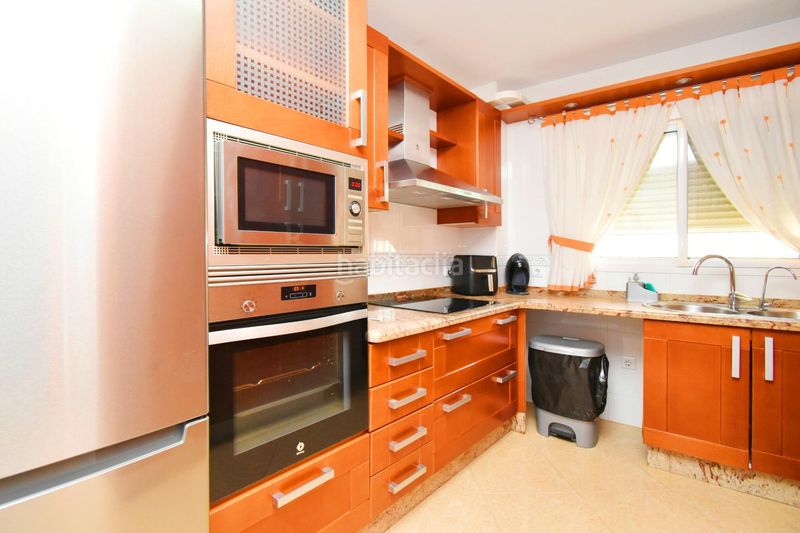 Foto c920b75b-6b44-4964-9737-8e50cb4e07cb. Casa amb aparcament a Ejido Norte Ejido (El)
