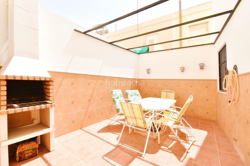 Foto e7b55321-c4d0-4656-88eb-5947ec6feb18. Casa amb aparcament a Ejido Norte Ejido (El)