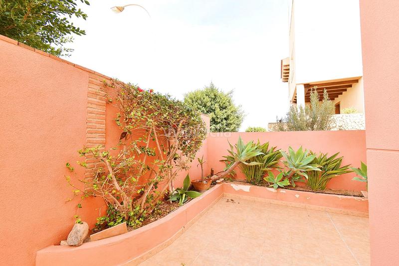 Foto 637a2f53-f44c-4ee5-bee5-251899128fbc. Chalet avec parking dans Santo Domingo Ejido (El)