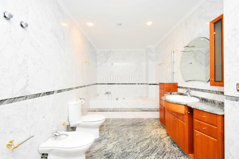 Foto 0a16f939-351b-44f5-80a2-e45e2b363aaf. Casa con parcheggio in Adra