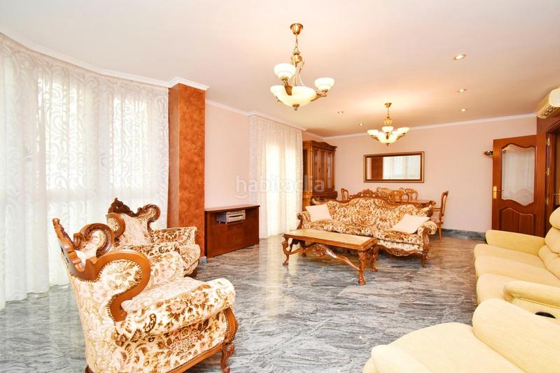 Foto 3d12ac7b-a272-43b1-8554-5304edb2ec59. Casa con parcheggio in Adra