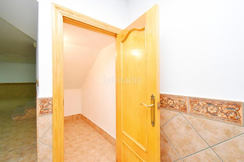 Foto 5d2e4fca-49b3-4625-9e7c-c145f4464121. Casa con parcheggio in Adra