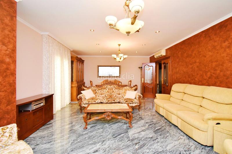 Foto 5d4bf827-4202-41b1-be7f-343ddb960852. Casa con parcheggio in Adra