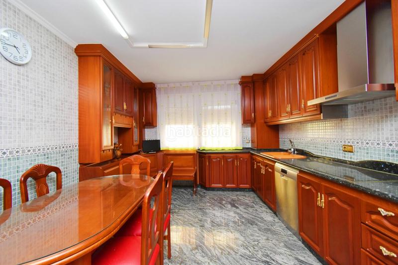 Foto 5fa8a4c2-5c20-493f-905f-15e69f4cb539. Casa con parcheggio in Adra