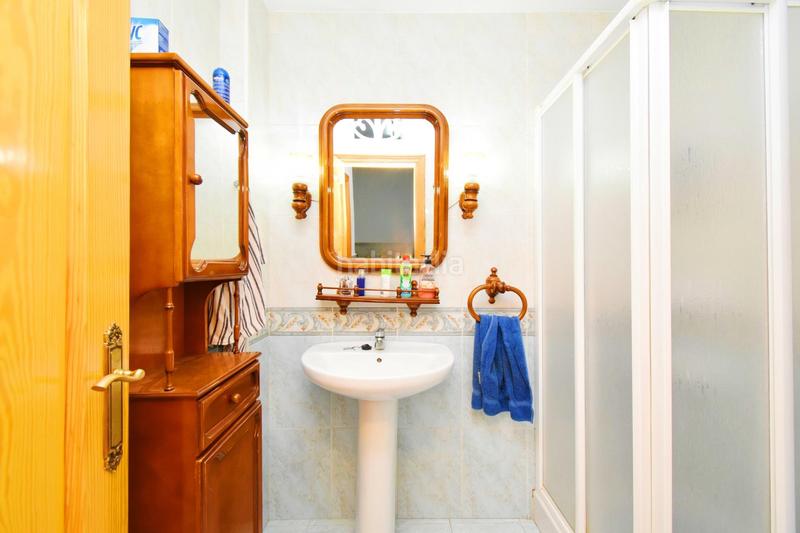 Foto 73080f36-824f-4126-8911-7cece81e0f88. Casa con parcheggio in Adra